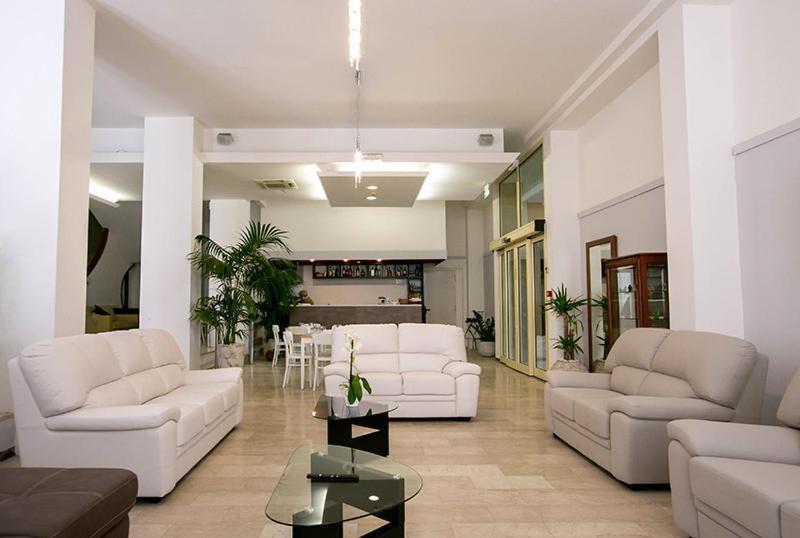 Hotel La Perla Rimini Kültér fotó