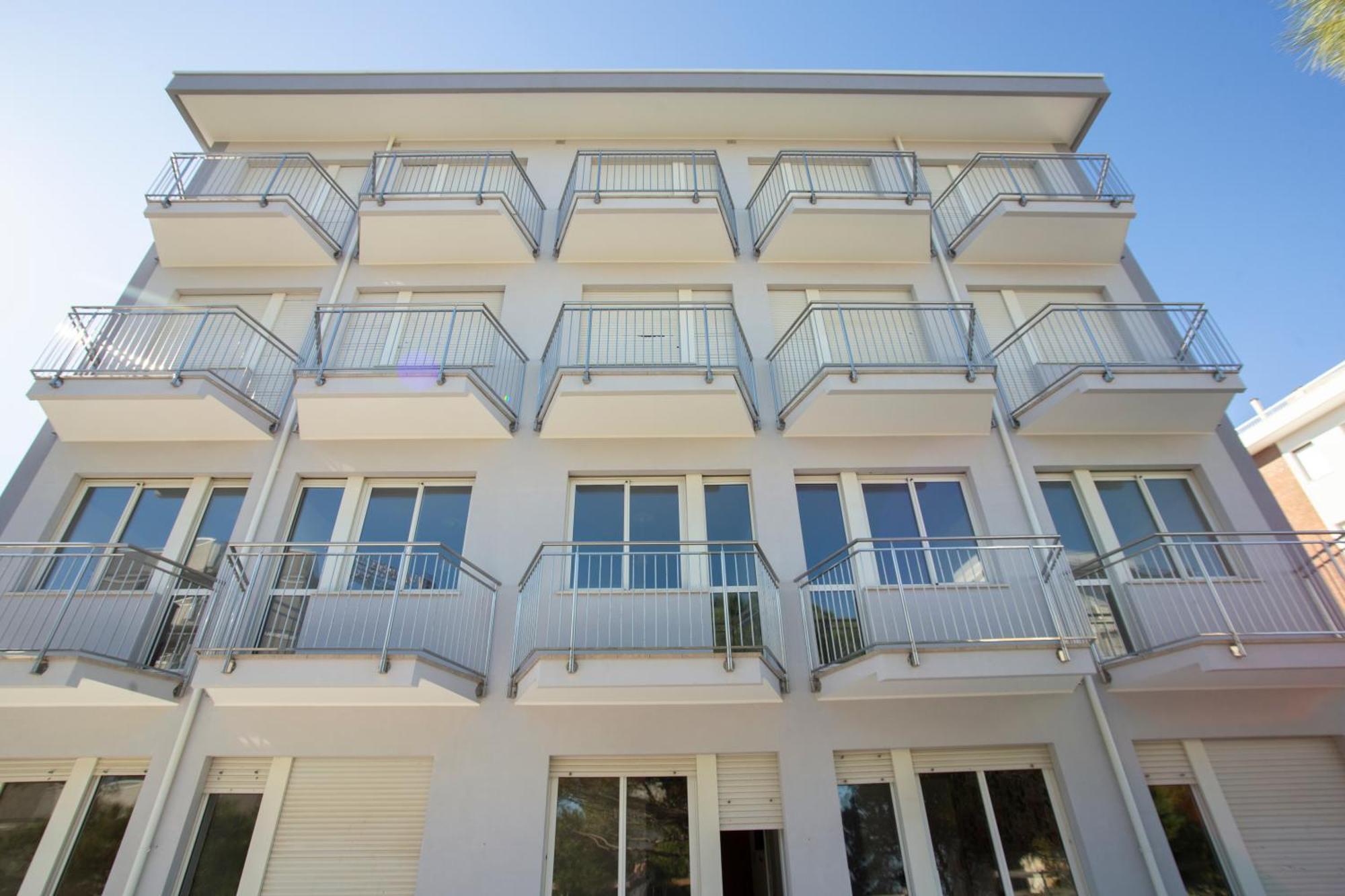 Hotel La Perla Rimini Kültér fotó