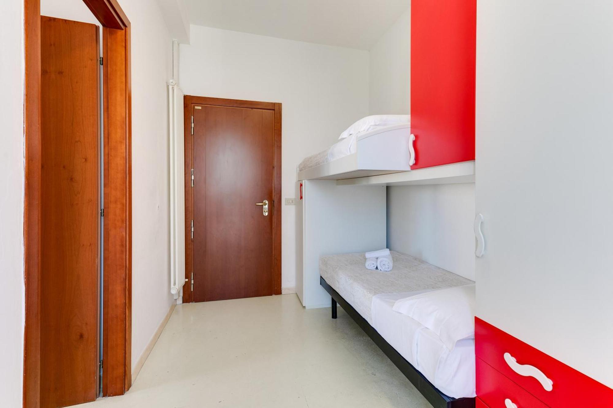 Hotel La Perla Rimini Kültér fotó